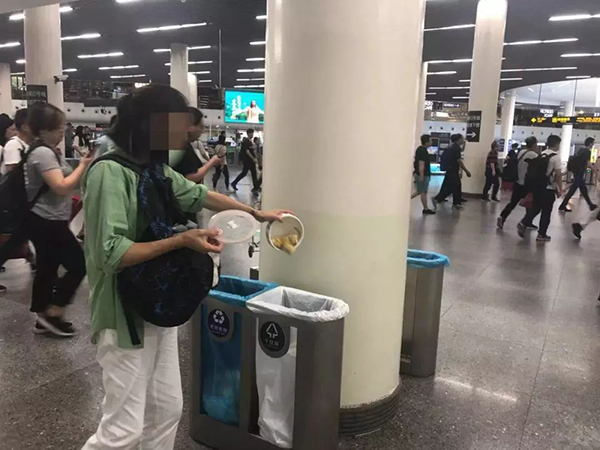 �Ϻ��������������:���˸߷� ����ȴ������